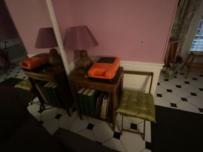 (SUITE PHOTOS LOT 4) ENTIER MOBILIER D'UNE...
