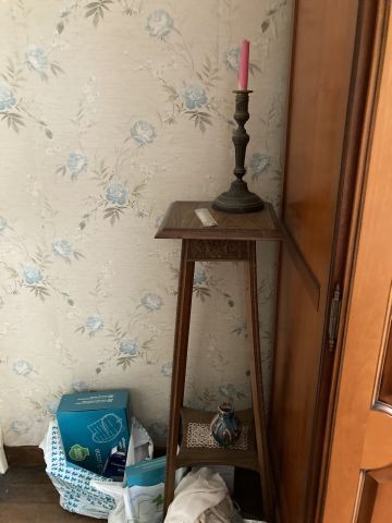 (SUITE PHOTOS LOT 1) ENTIER MOBILIER D'UNE...