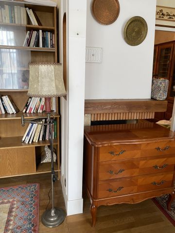 (SUITE PHOTOS LOT 3) ENTIER MOBILIER D'UNE...
