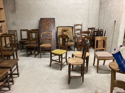(SUITE PHOTOS LOT 2) STOCK D'UN BROCANTEUR...