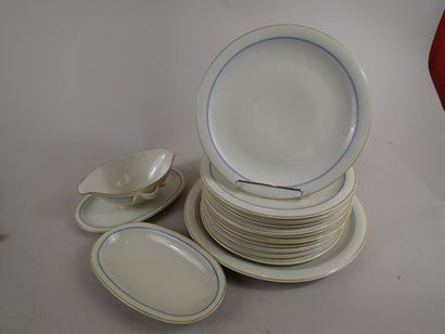 KRAUTHEIM Bavière, service de table en faïence...