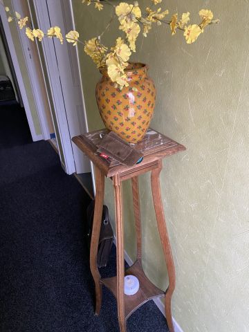 ENTIER MOBILIER D'UNE MAISON SISE A LAON...
