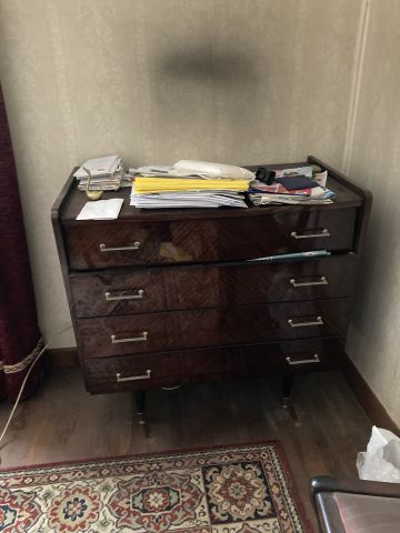 ENTIER MOBILIER D'UNE MAISON SISE A SOISSONS...