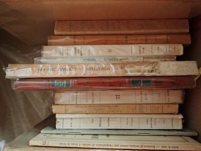 Intéressant ensemble de libres brochés sur...