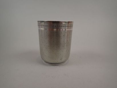 Timbale en argent à décor d’éventail orné...