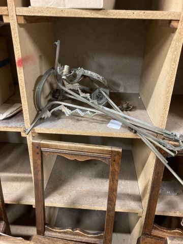 (SUITE PHOTOS LOT 2) STOCK D'UN BROCANTEUR...