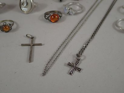 Ensemble en argent 925/1000e comprenant diverses...
