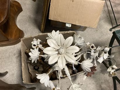 (SUITE PHOTOS LOT 2) STOCK D'UN BROCANTEUR...