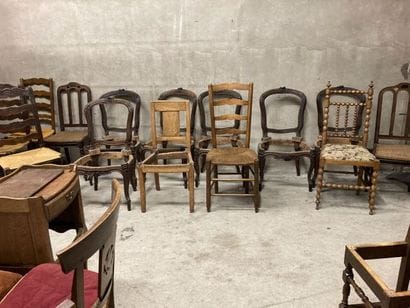 (SUITE PHOTOS LOT 2) STOCK D'UN BROCANTEUR...