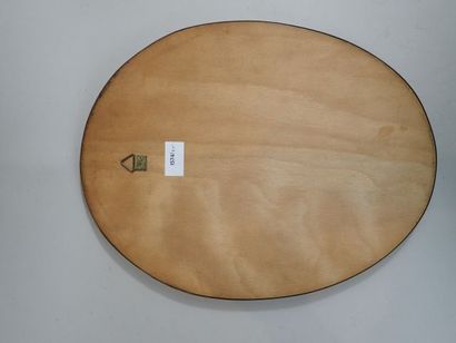 Petit miroir de forme ovale en bois et inclusion...