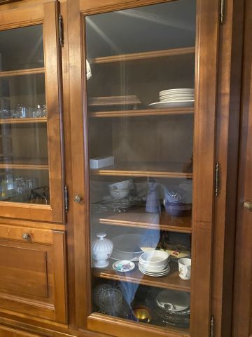(SUITE PHOTOS LOT 3) ENTIER MOBILIER D'UNE...