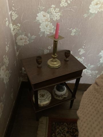 ENTIER MOBILIER D'UNE MAISON SISE A SOISSONS...