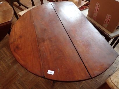 Table de salle à manger en acajou et placage...