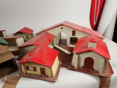 [JOUETS] Fort lot de bâtiments en isorel...