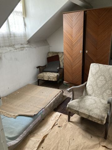 (SUITE PHOTOS LOT 1) ENTIER MOBILIER D'UNE...