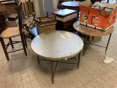 STOCK D'UN BROCANTEUR SISE A CHÂTEAU-THIERRY...