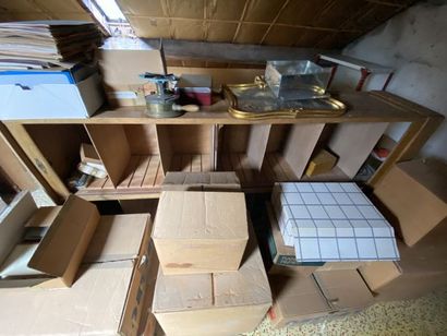 (SUITE PHOTOS LOT 3) ENTIER MOBILIER D'UNE...