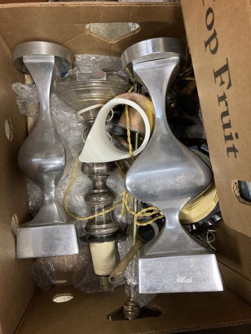 (SUITE PHOTOS LOT 2) STOCK D'UN BROCANTEUR...