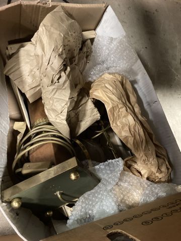 (SUITE PHOTOS LOT 2) STOCK D'UN BROCANTEUR...