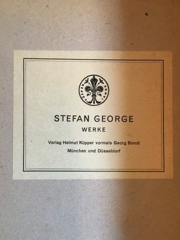 Carton de livres brochés. En l'état.