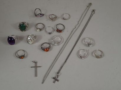 Ensemble en argent 925/1000e comprenant diverses...