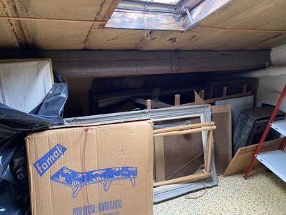 (SUITE PHOTOS LOT 3) ENTIER MOBILIER D'UNE...