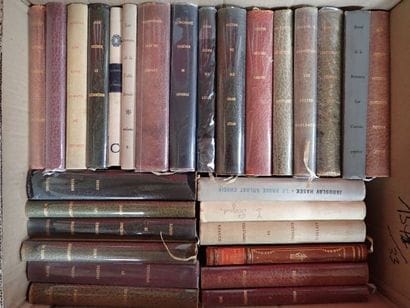 [Littérature], mannette de livres brochés...