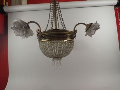 Lustre corbeille en bronze et laiton doré...