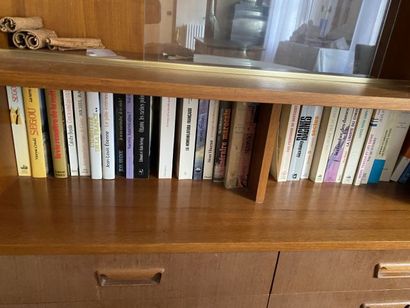 (SUITE PHOTOS LOT 3) ENTIER MOBILIER D'UNE...