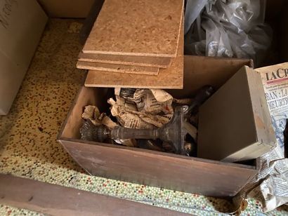 (SUITE PHOTOS LOT 3) ENTIER MOBILIER D'UNE...