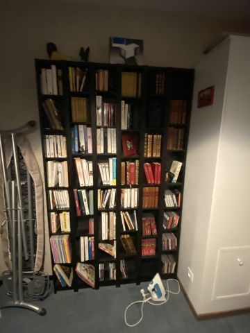 ENTIER MOBILIER D'UNE MAISON SISE A LAON...