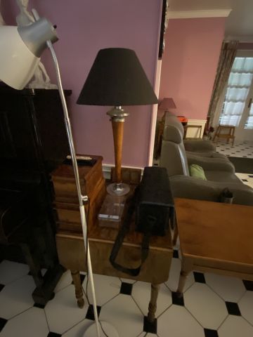 (SUITE PHOTOS LOT 4) ENTIER MOBILIER D'UNE...