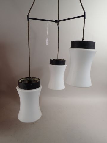 RISPAL, dans le goût de. Lustre dissymétrique...