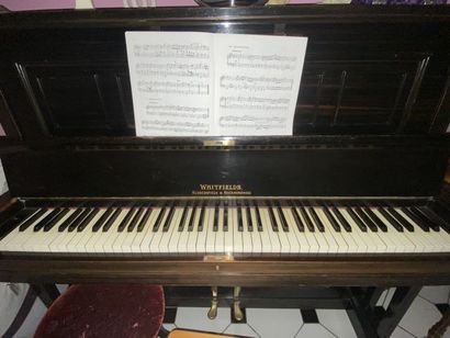 (SUITE PHOTOS LOT 4) ENTIER MOBILIER D'UNE...