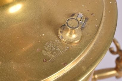 SAMOVAR en laiton, les poignées bois tourné,...