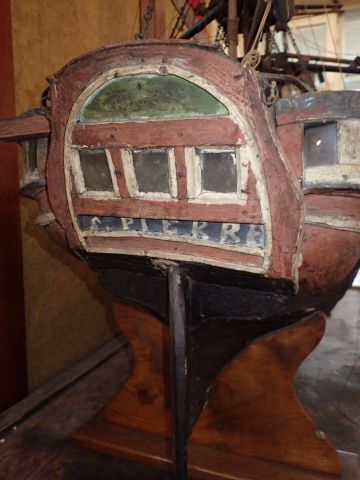Importante maquette de navire à voile 
