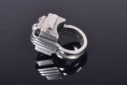 Jean DESPRES (1889-1980), bague chevalière...
