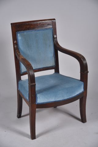 Fauteuil en acajou à deux accotoirs lotiformes,...