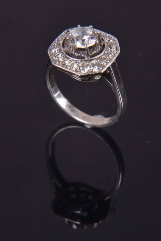 Bague octogonale en argent (800 millièmes)...