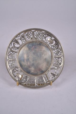 Coupelle en argent 800°/°°, l'aile à décor...