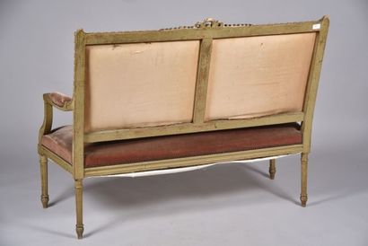 Banquette ou canapé en bois sculpté rechampi...
