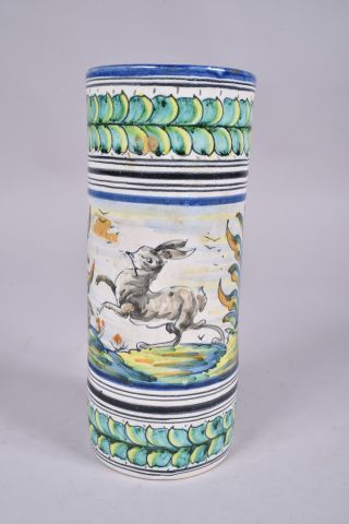 TALAVERA. Vase rouleau en faïence à décor...