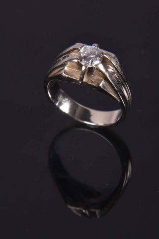 Bague en platine (850 millièmes) et or gris...