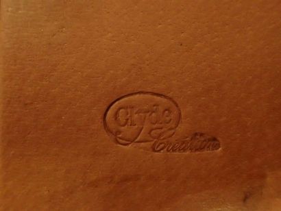 CLYDE CREATION, valisette en cuir de porc...