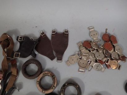 Lot de coussinets pour casque audio, sangles,...