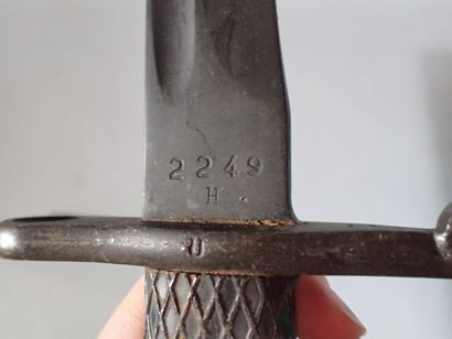 Baïonnette espagnole modèle 1941. Poignée...