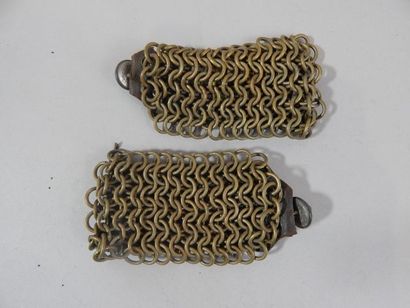 Paire d’épaulettes de Sapeur-Pompier en cuir...