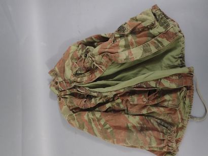 Lot d’uniformes français : Veste TAP 47-56...