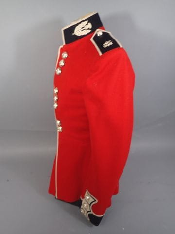 Tunique Red Coat des Scott Guards en drap...