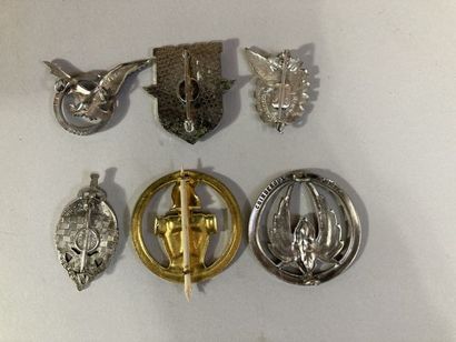 Fr- lot de 6 insignes : PMP, Alat, transmission,...